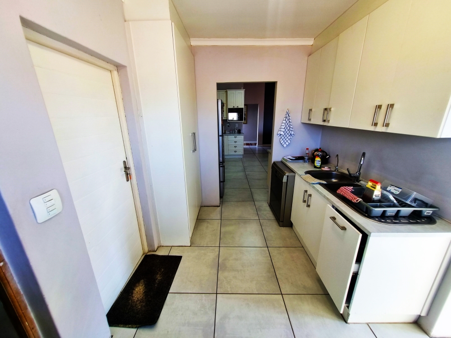4 Bedroom Property for Sale in Long Acres Country Estate Western Cape